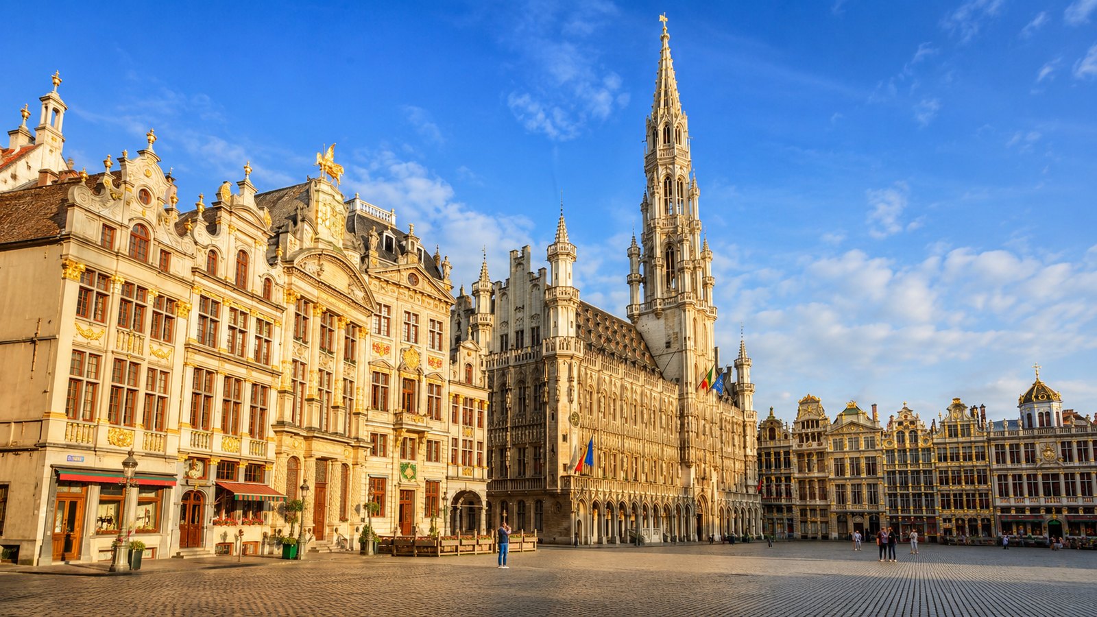 Náměstí Grand-Place v Bruselu se zdobenými cechovními domy