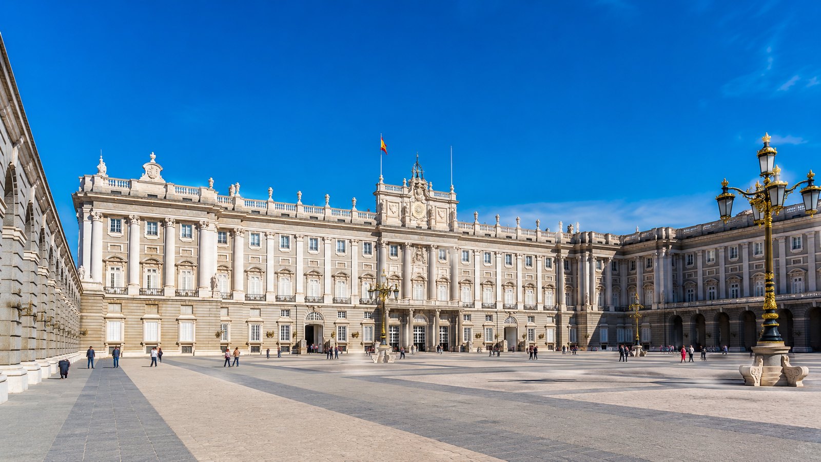 Královský palác Palacio Real v Madridu