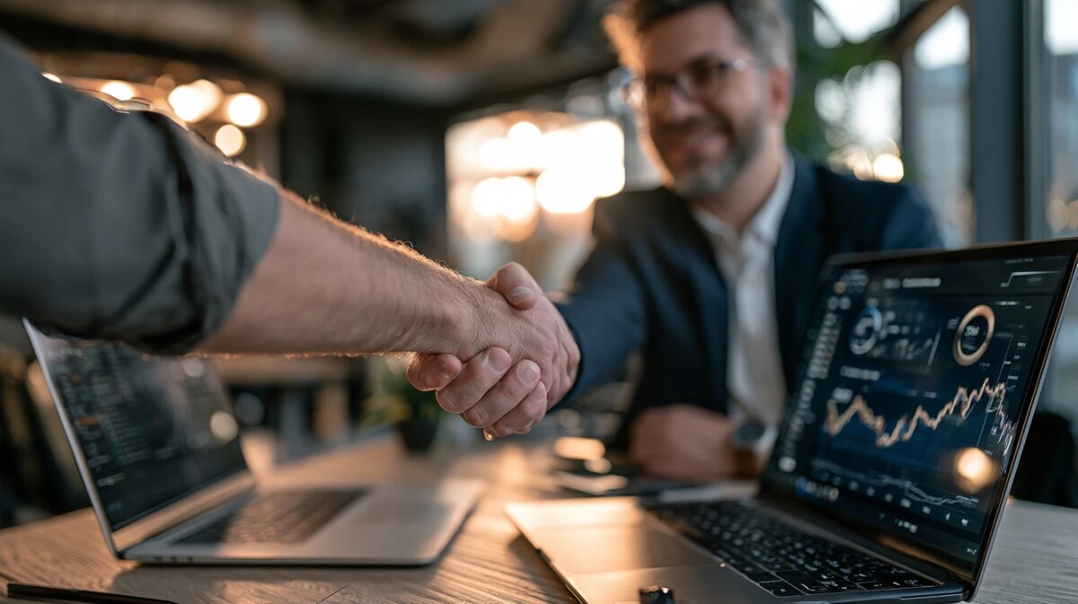 Affiliate marketing pro e-shopy: platíte až za objednávky, ale program se musí řídit