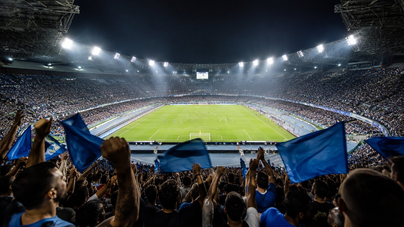 Fotbalový stadion v Neapoli zaplněný fanoušky