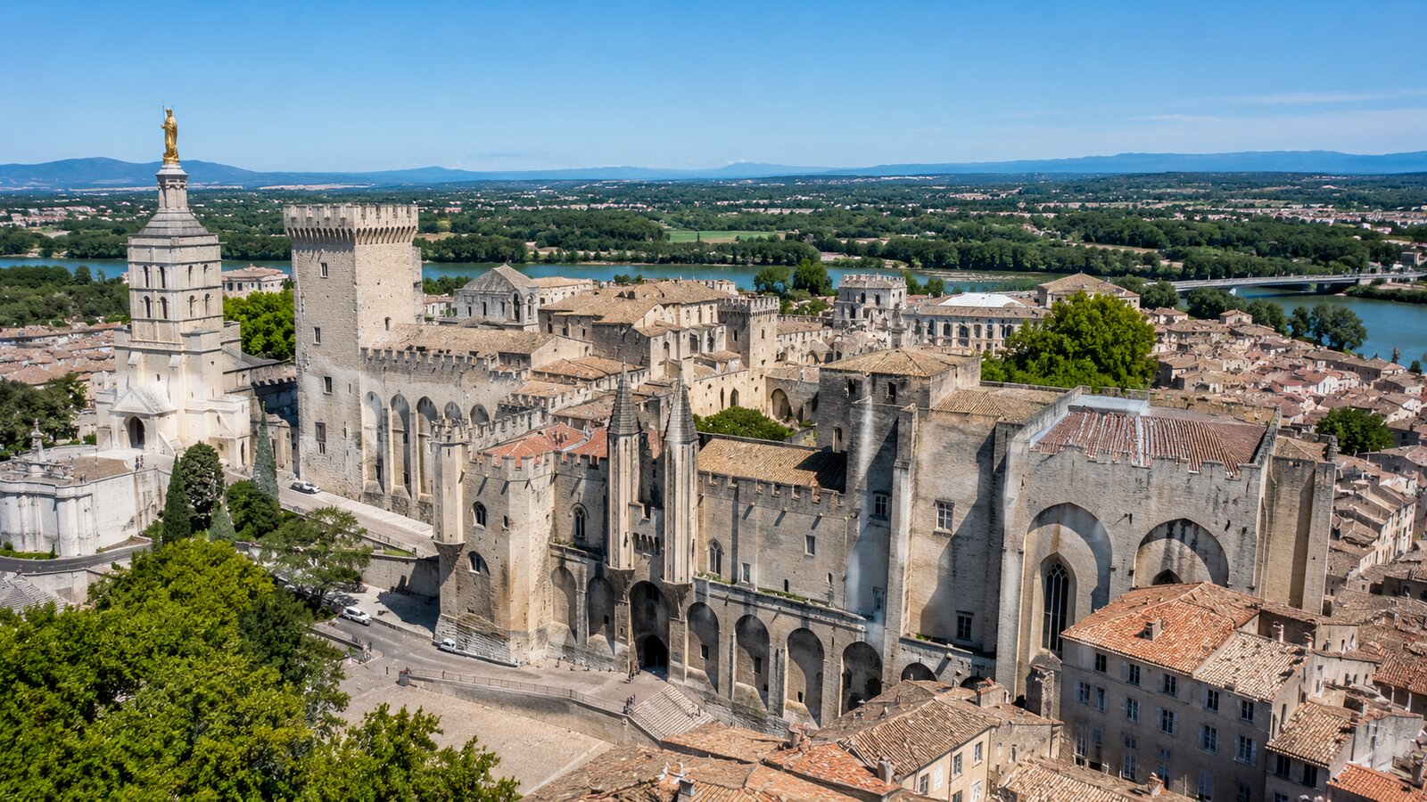 Avignon — Papežský palác a historické centrum
